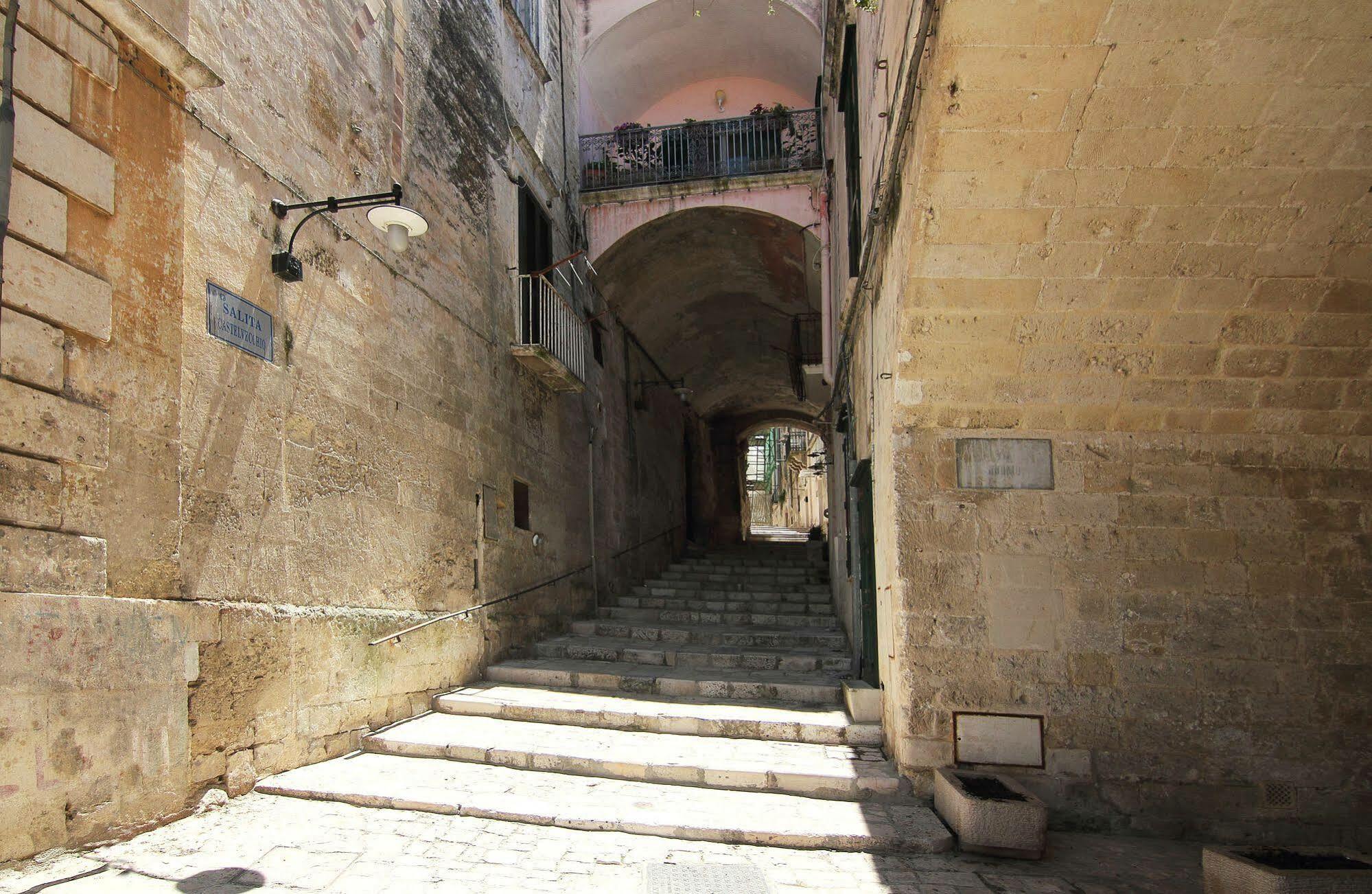 ماتيرا Antica Civita Luxury Room المظهر الخارجي الصورة